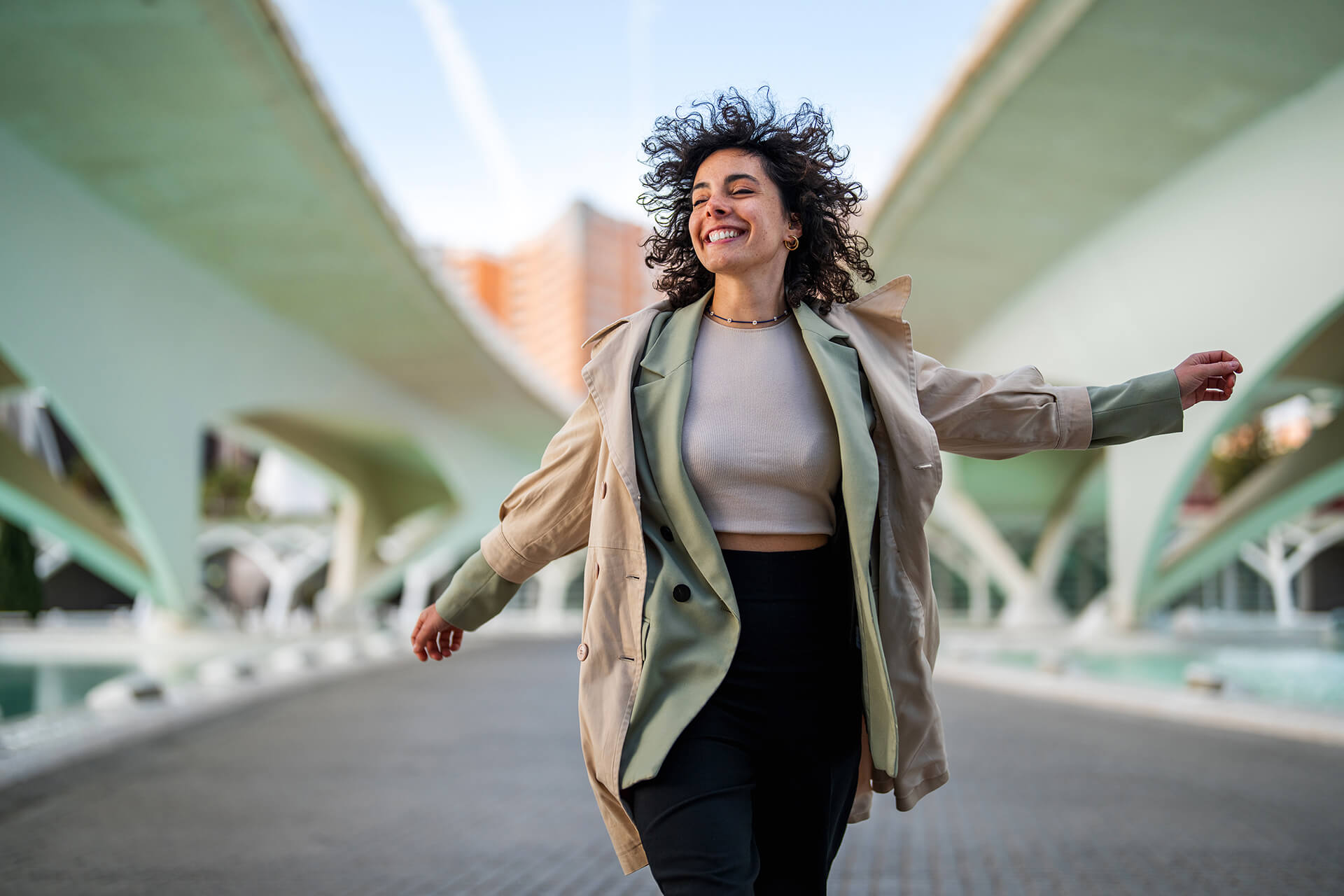 How to Keep Curly Hair Thick and Healthy